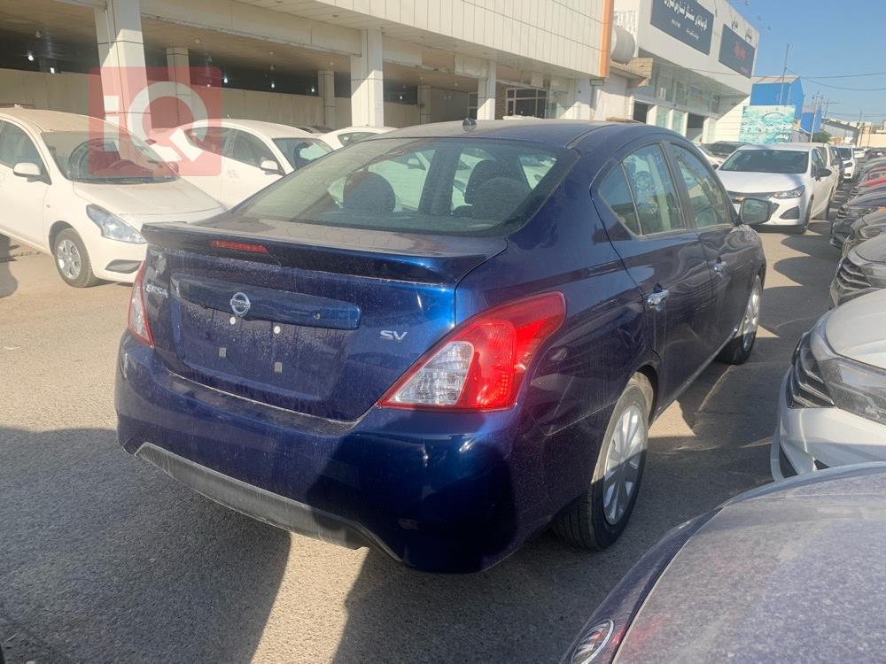 Nissan Versa